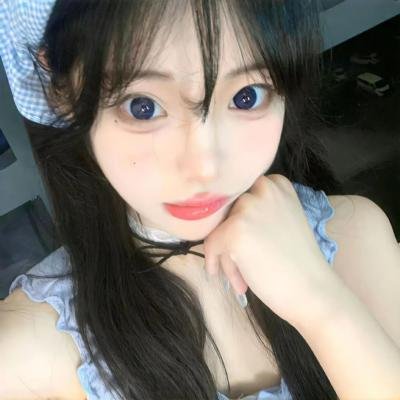 怪物就在我们之间封面